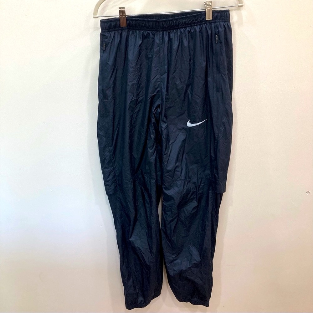 Nike Team USATF Men’s Rain Pants, size medium